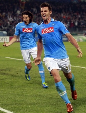 他既可以出 他既可以出